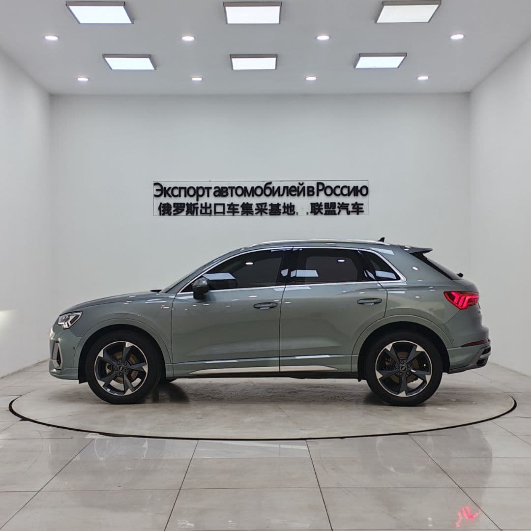 Audi Q3 2022 — миниатюра 3