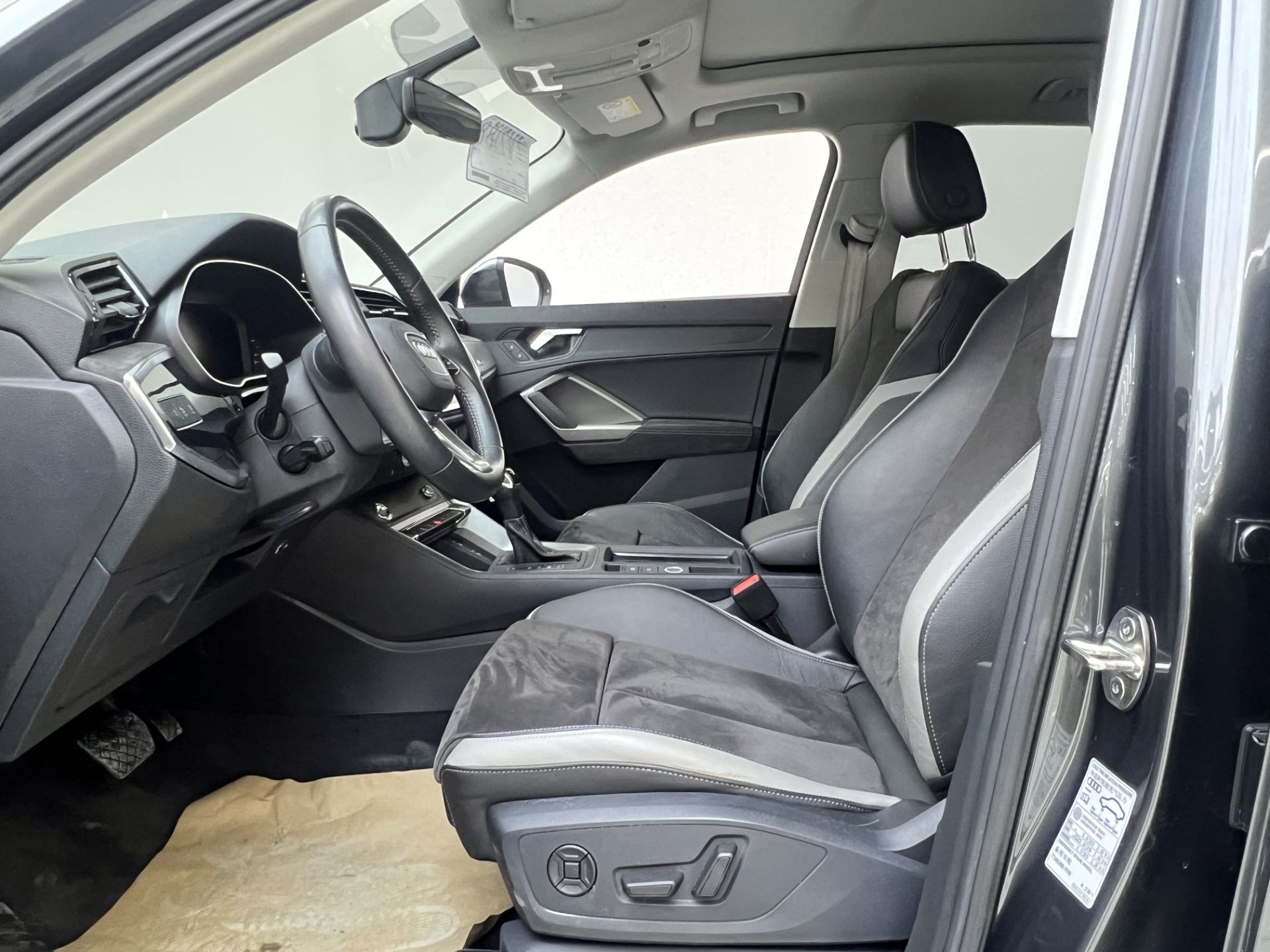 Audi Q3 2022 — миниатюра 7