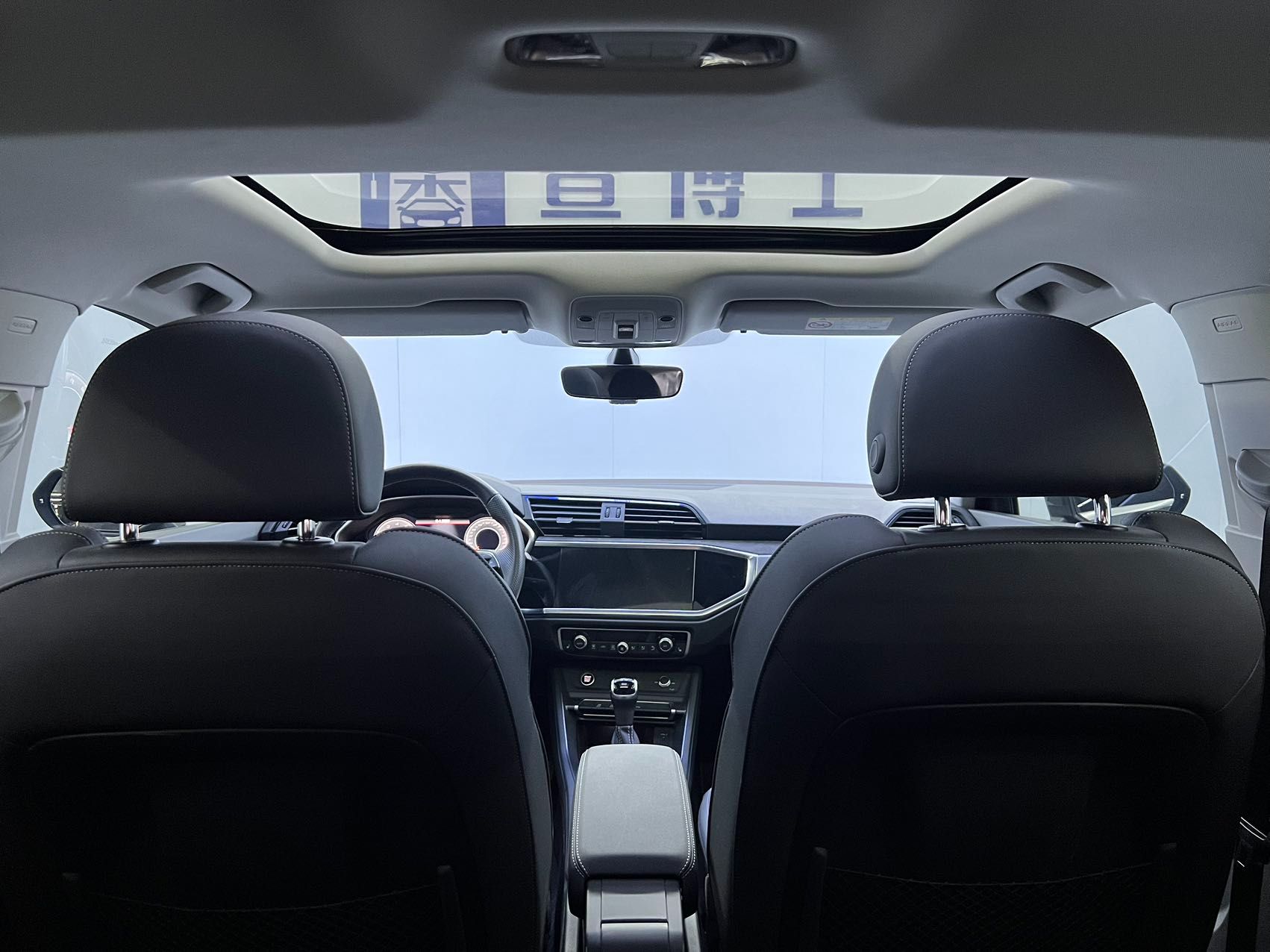Audi Q3 2023 — миниатюра 8