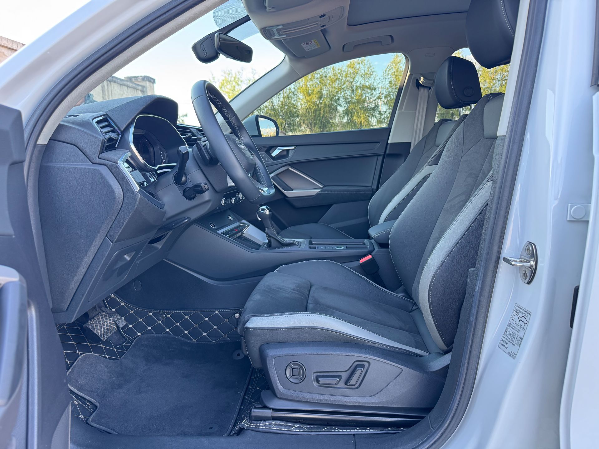 Audi Q3 2022 — миниатюра 6