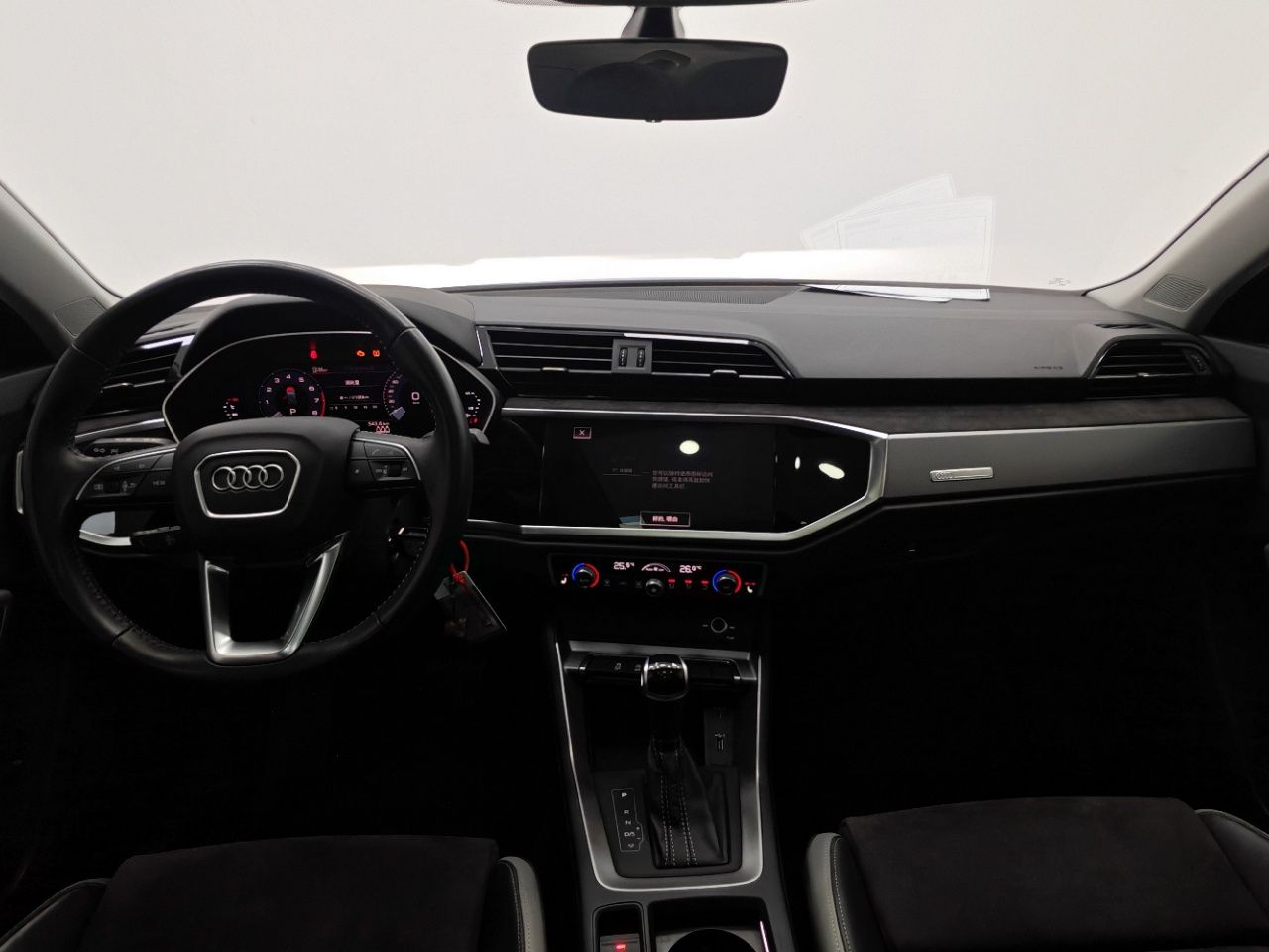 Audi Q3L 2021 — фото 4