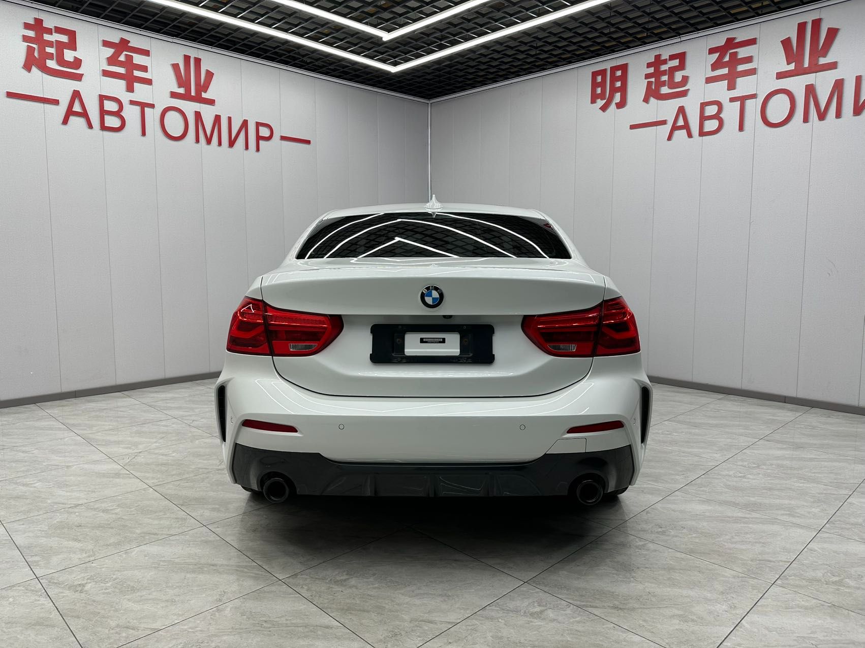 BMW 120i 2021 — фото 2