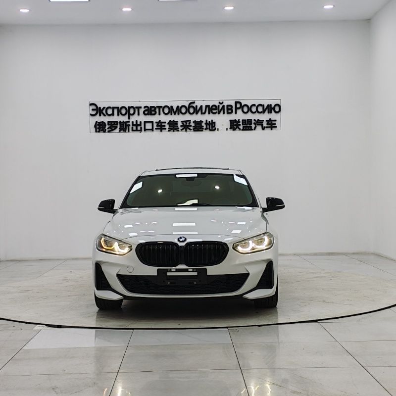 BMW 120i 2021 — фото 2