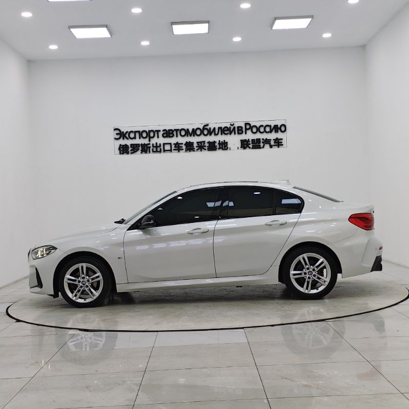 BMW 120i 2021 — фото 3