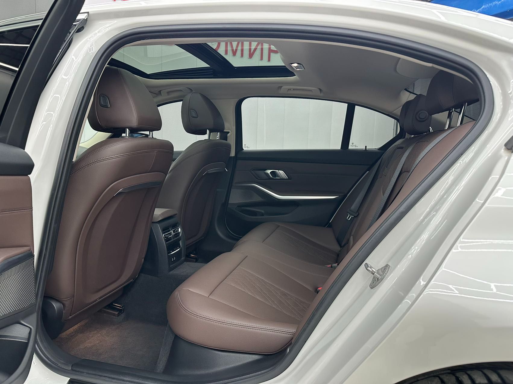 BMW 320LI M SPORT 2023 — миниатюра 8