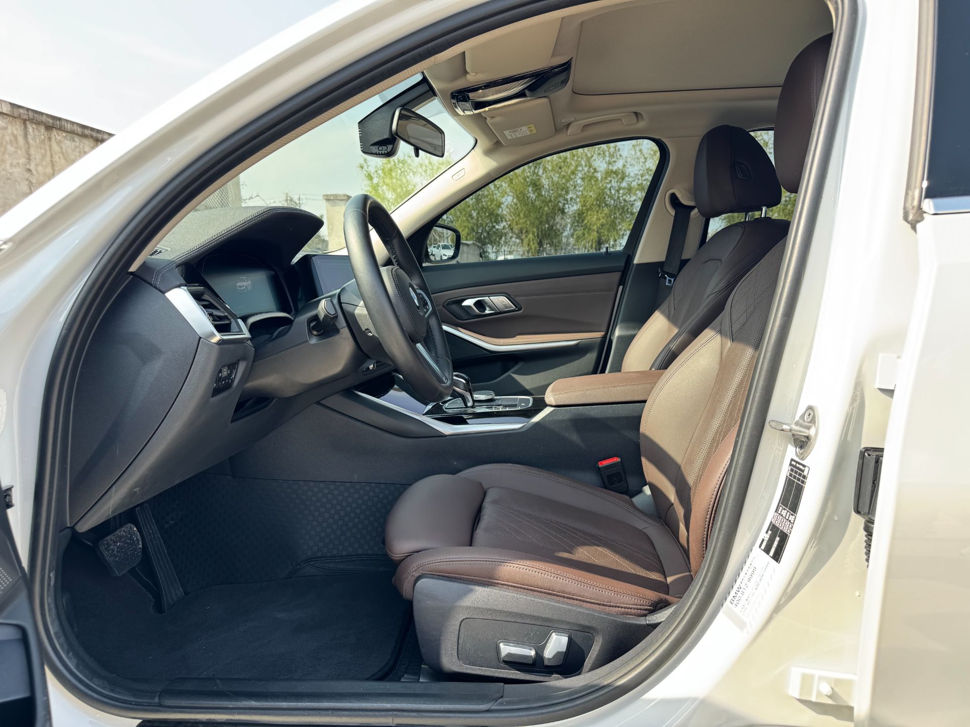 BMW 320LI M SPORT 2023 — миниатюра 6