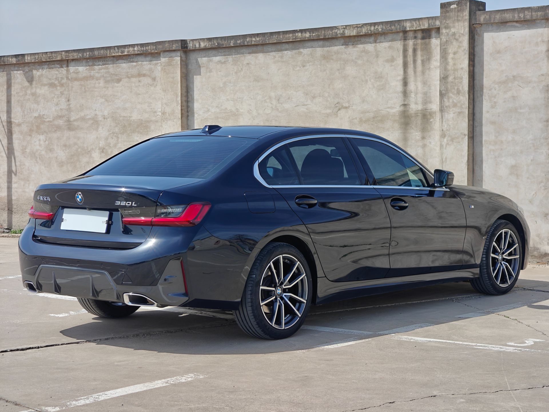 BMW 320LI M SPORT 2023 — фото 4