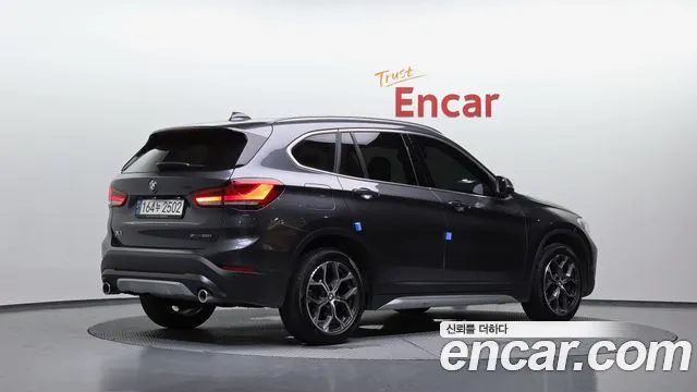 BMW X1 2021 — фото 2