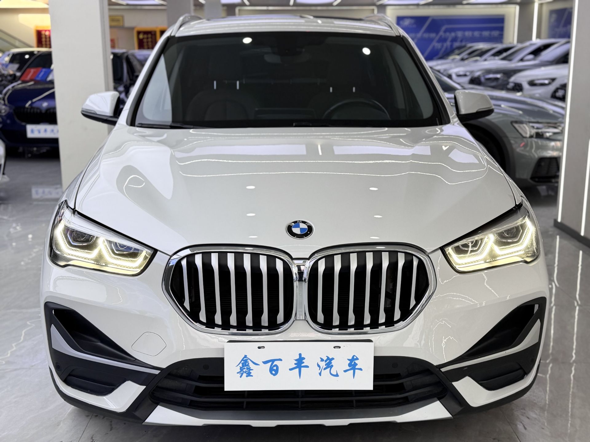 BMW X1 2021 — фото 5