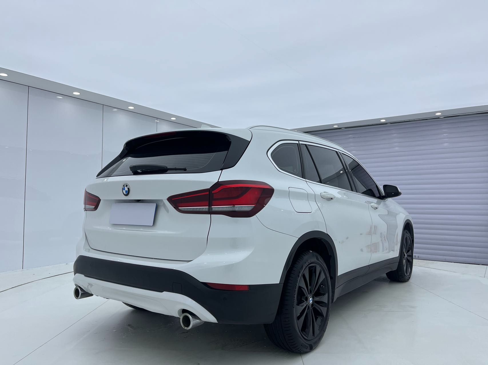 BMW X1 2021 — фото 5