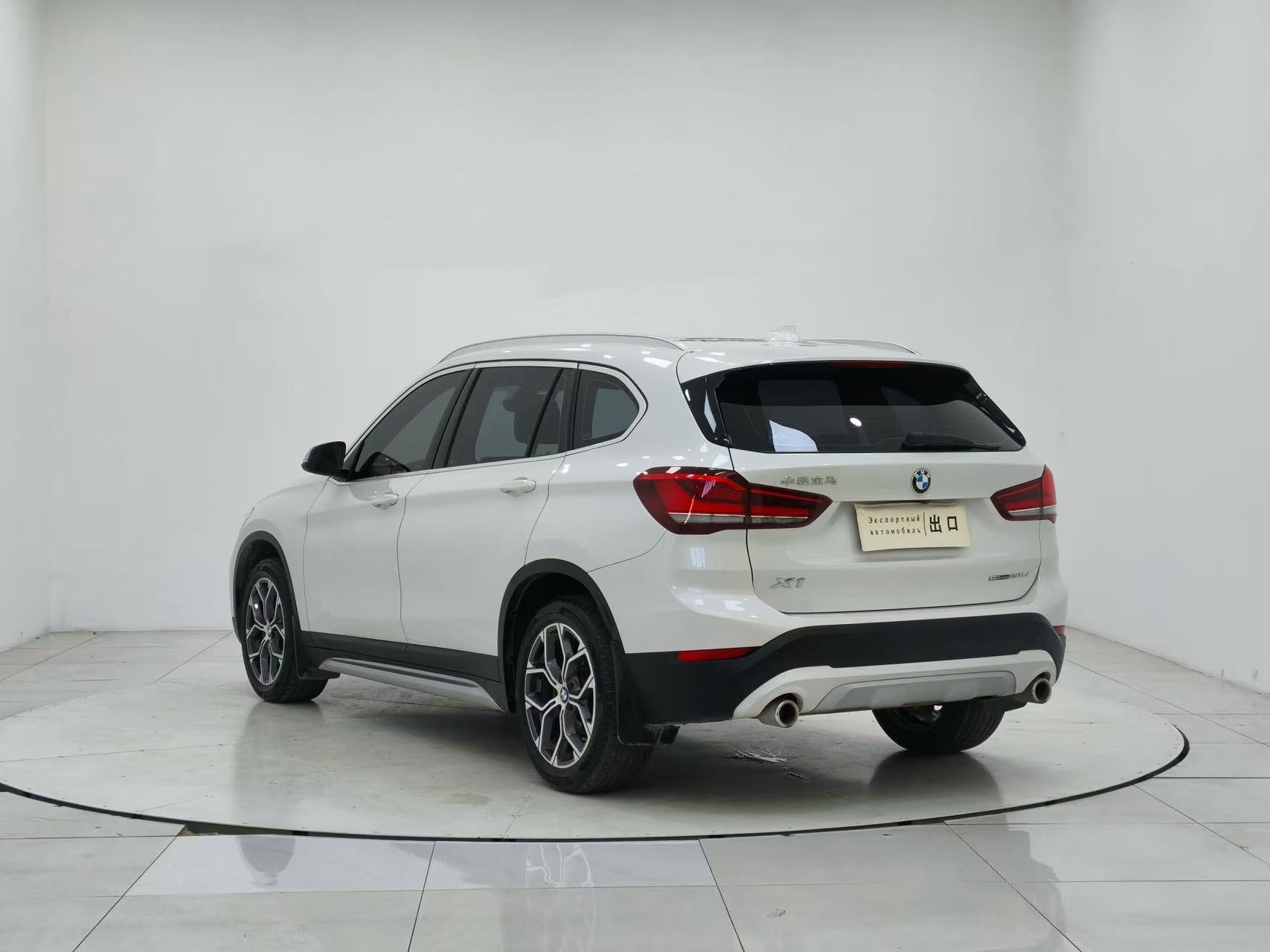 BMW X1 2022 — фото 4