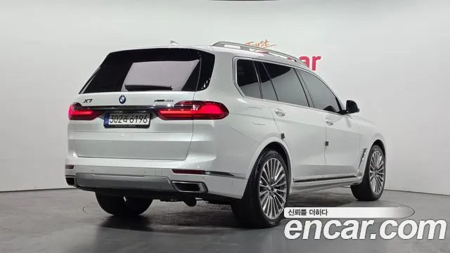 BMW X7 2021 — фото 2