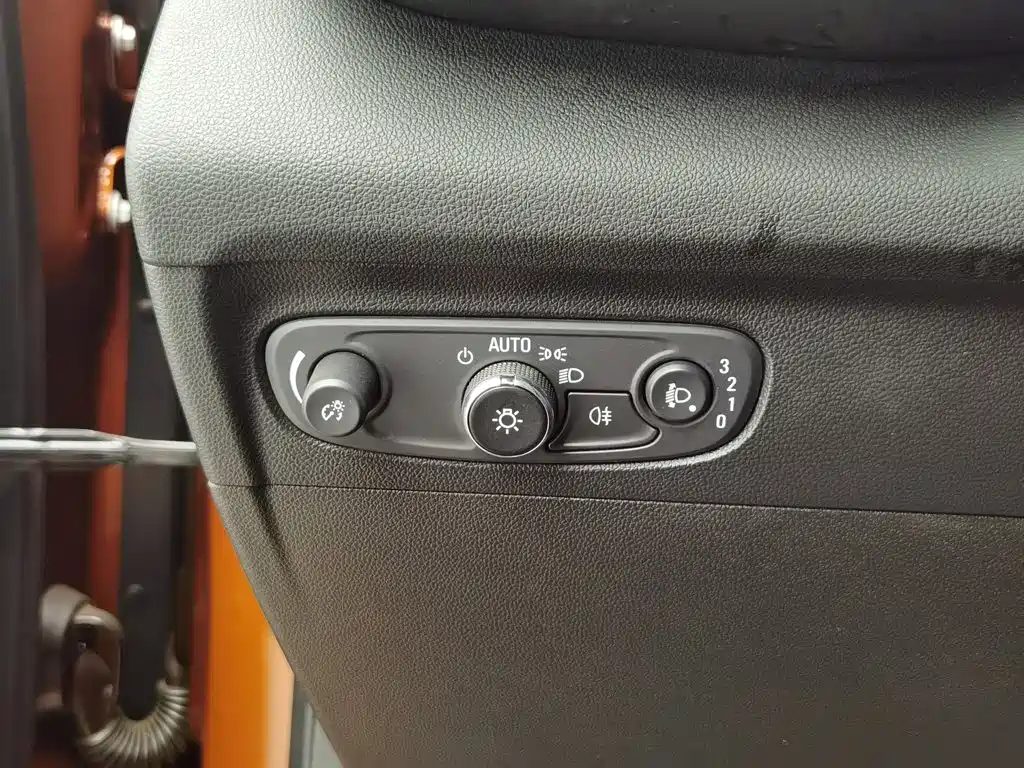 Buick Envision 2021 — миниатюра 21