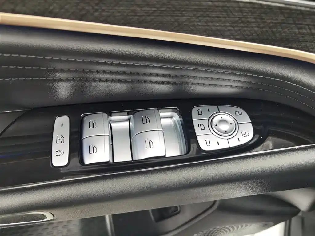 Chery Tiggo 9 2023 — миниатюра 9
