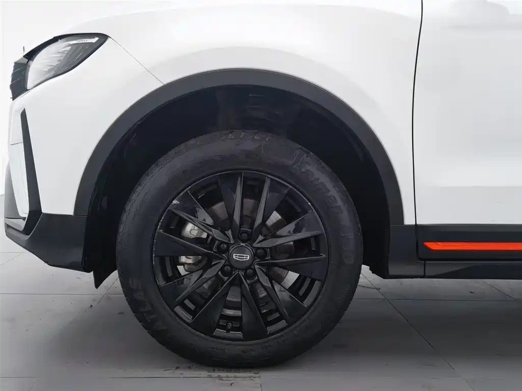 Geely Boyue 2023 — миниатюра 17