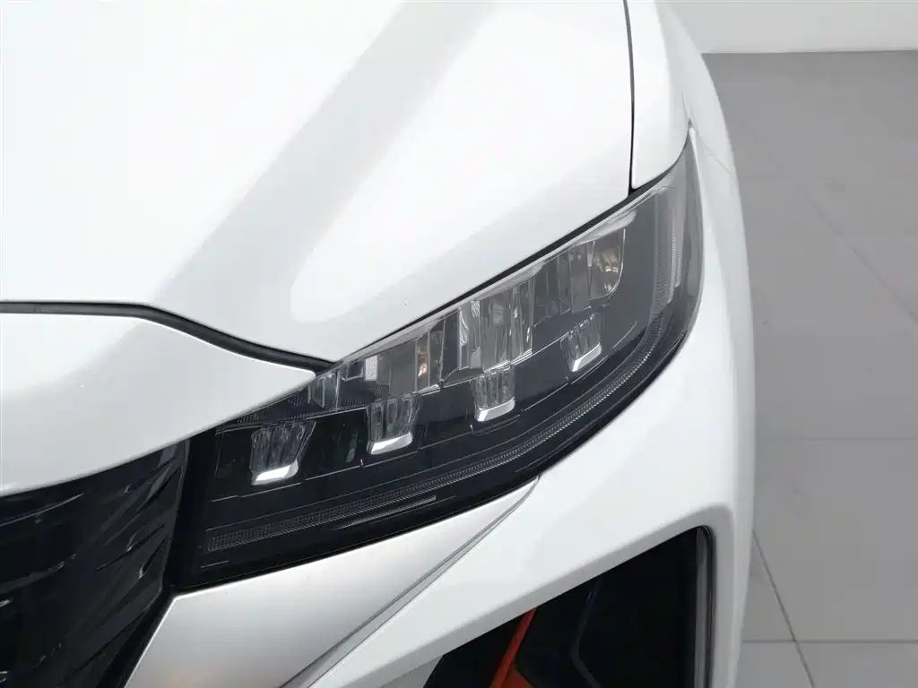 Geely Boyue 2023 — миниатюра 7