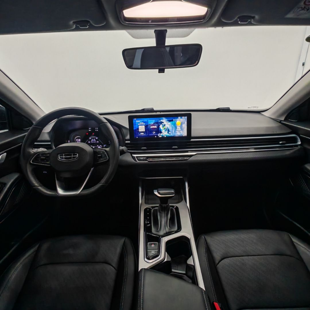 Geely Emgrand 2022 — миниатюра 6