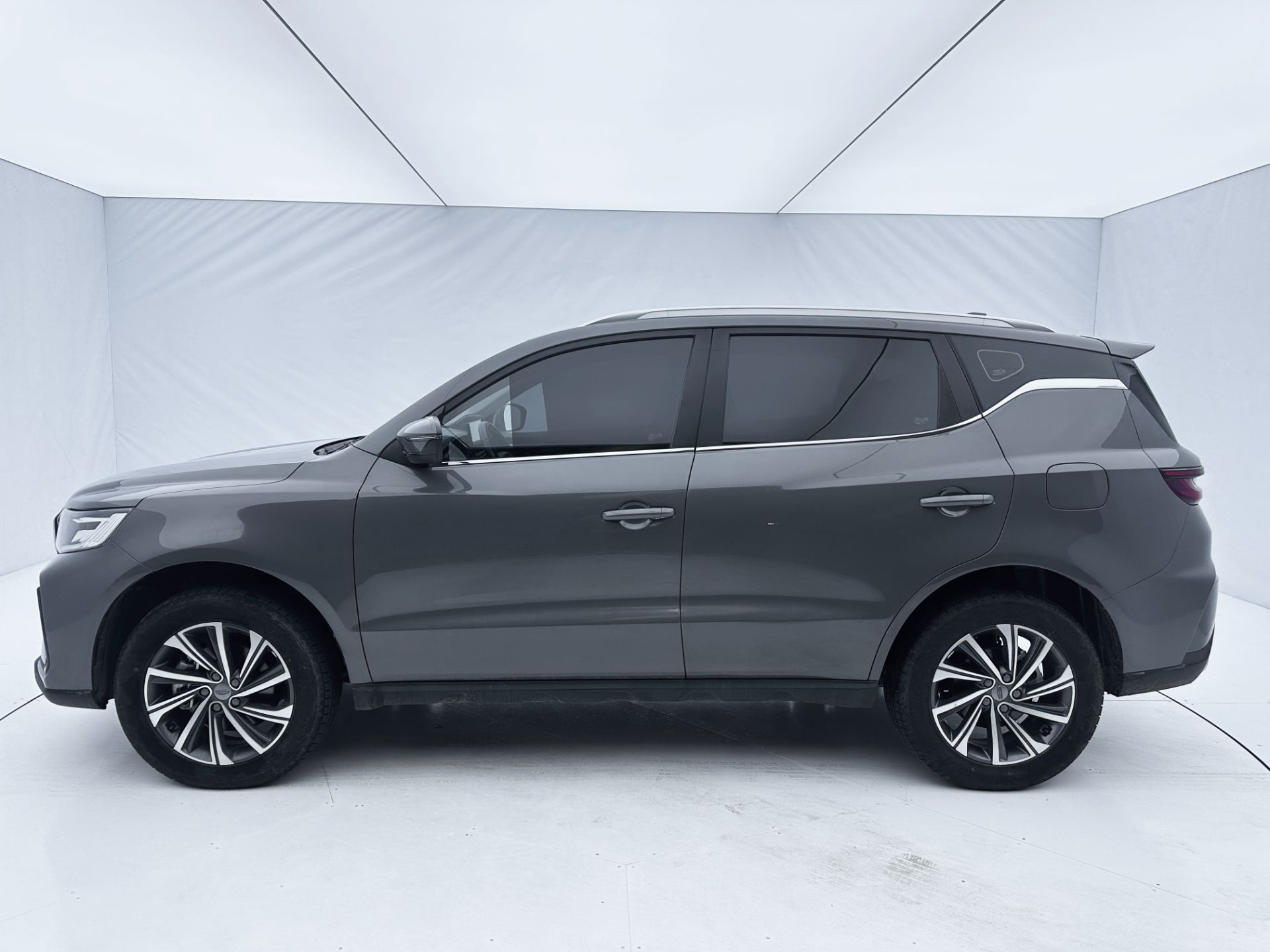 Geely VisionX6 2021 — фото 4
