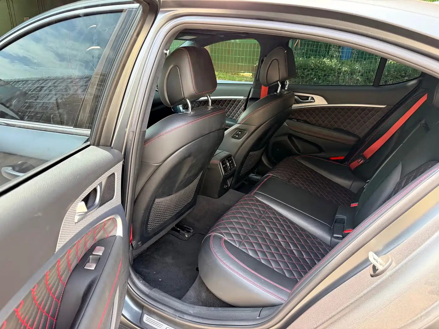 Genesis G70 2022 — миниатюра 12