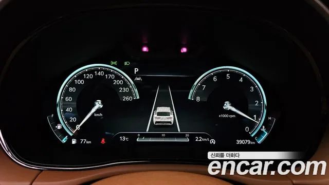 Genesis GV70 2023 — миниатюра 8