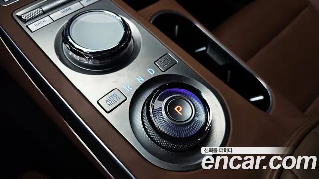 Genesis GV70 2023 — миниатюра 9