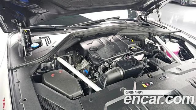 Genesis GV70 2025 — миниатюра 6