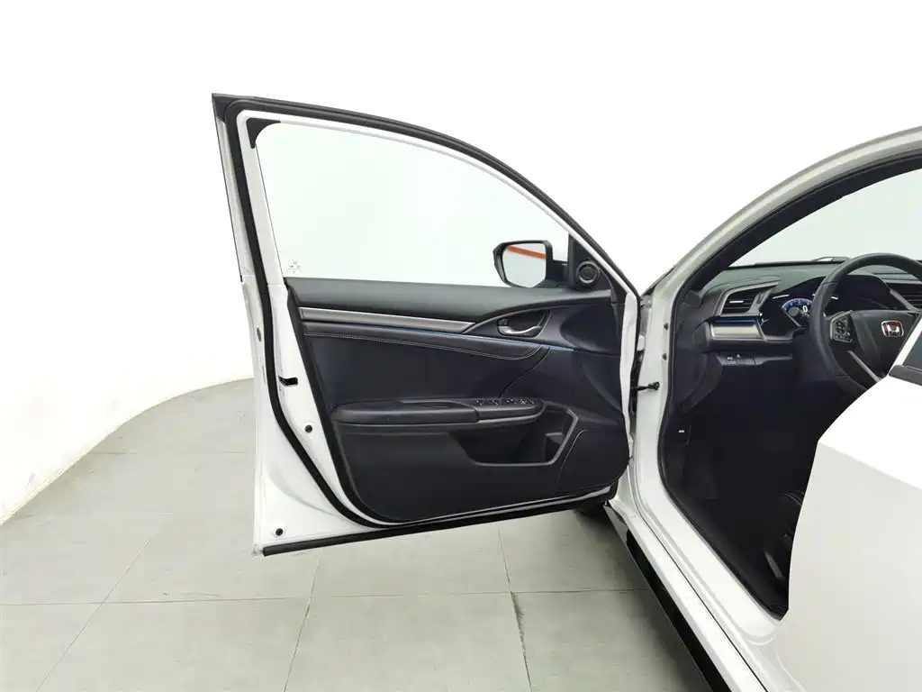 Honda Civic 2021 — миниатюра 8