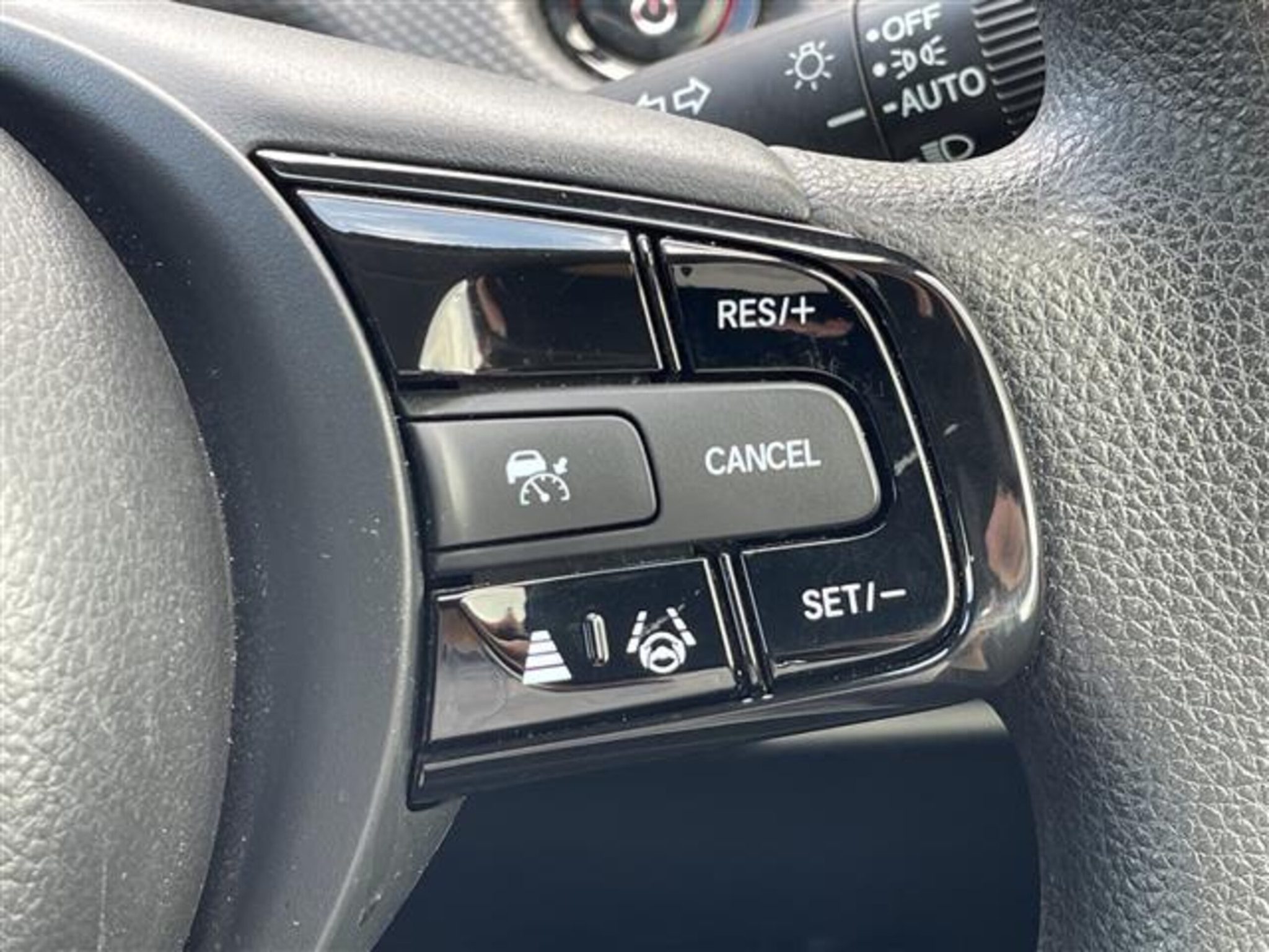 Honda Fit 2023 — фото 4