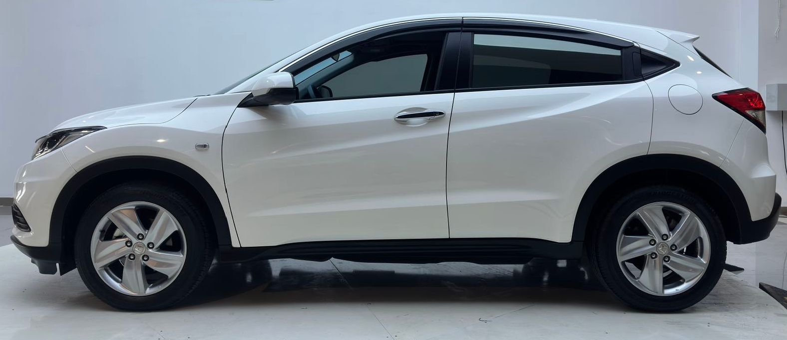 Honda Vezel 2022 — фото 4
