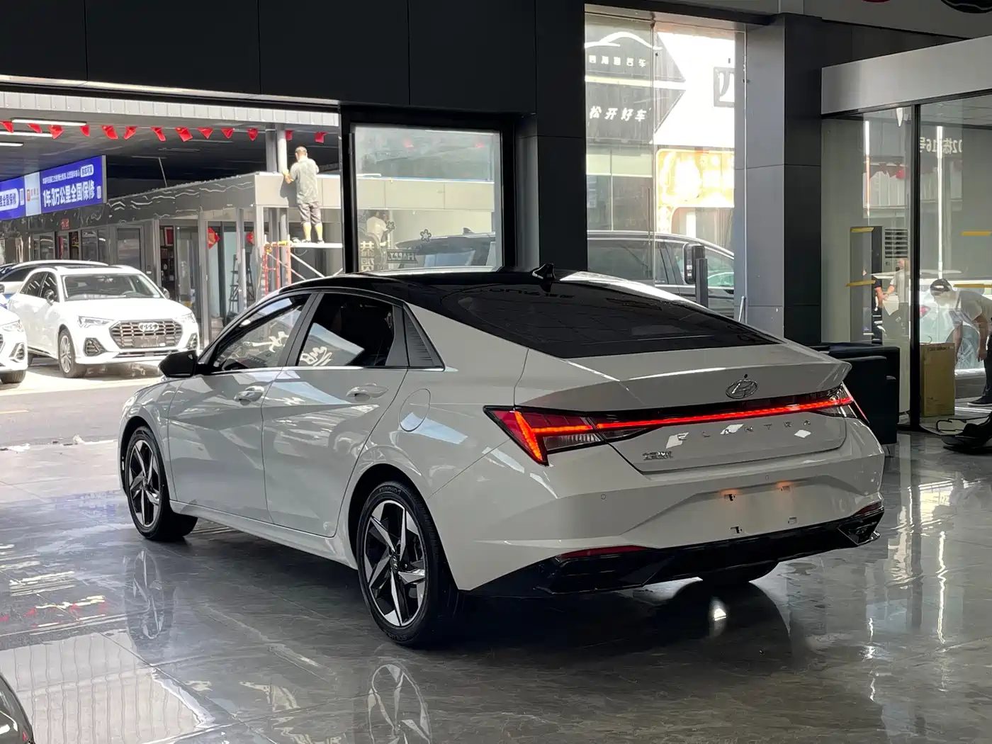Hyundai Elantra 2021 — миниатюра 15