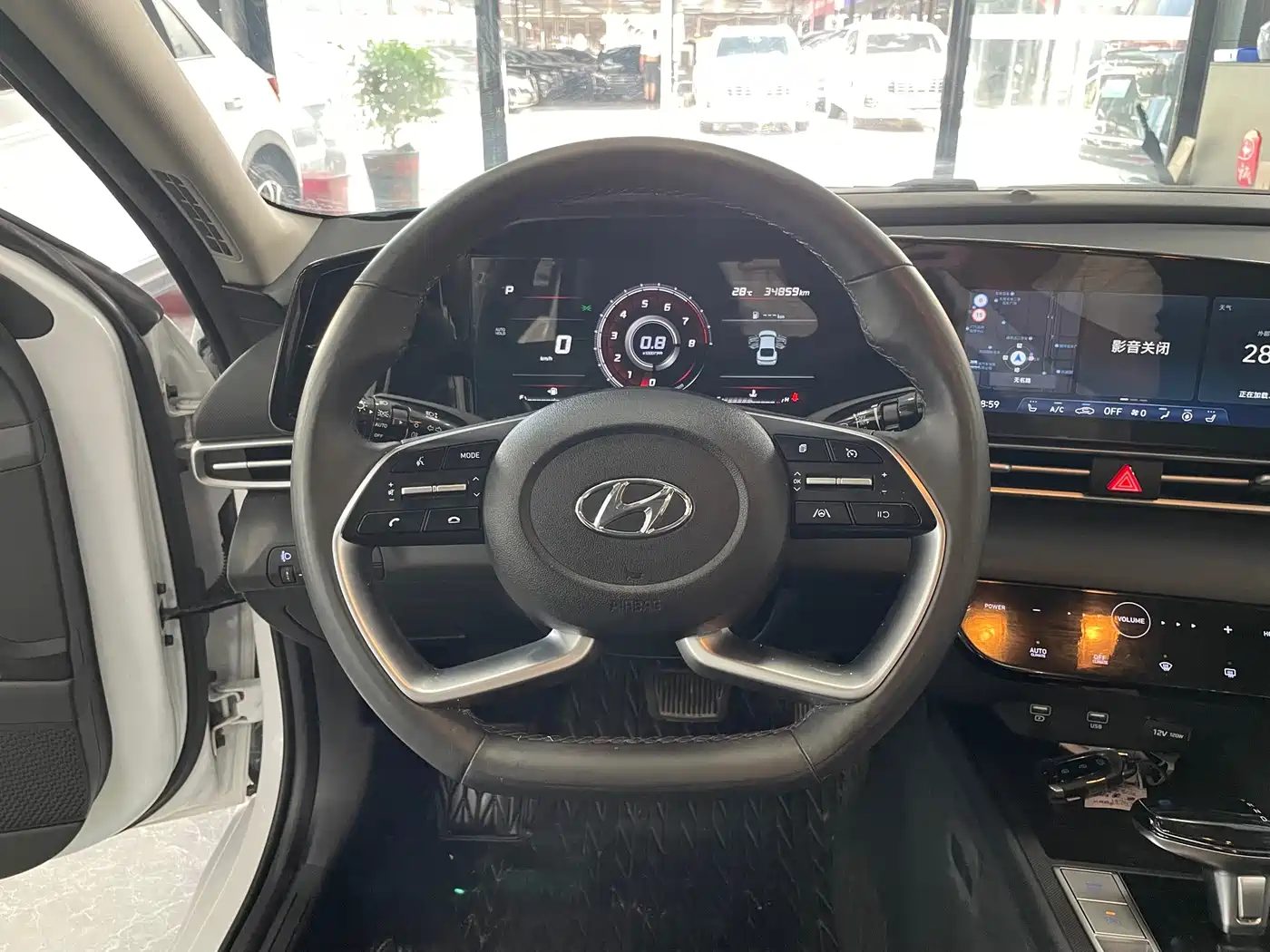 Hyundai Elantra 2021 — миниатюра 9