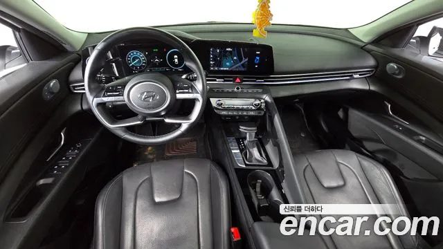Hyundai Elantra 2021 — миниатюра 7