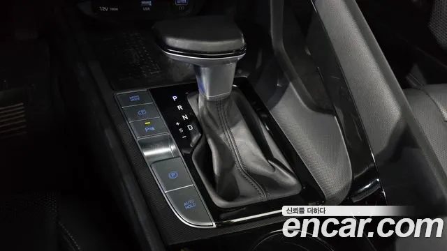 Hyundai Elantra 2021 — миниатюра 9