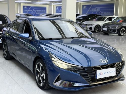 Hyundai Elantra 2022 — фото 2
