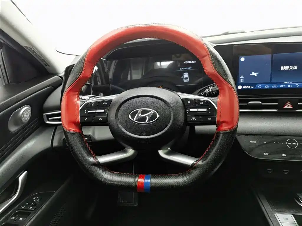 Hyundai Elantra 2023 — миниатюра 11