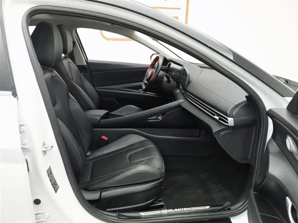 Hyundai Elantra 2023 — миниатюра 23
