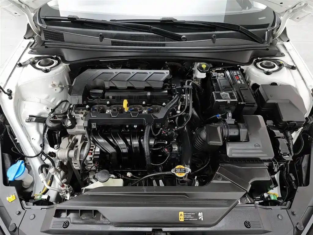 Hyundai Elantra 2023 — миниатюра 6