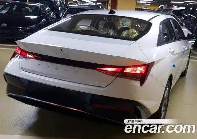 Hyundai Elantra 2026 — миниатюра 6