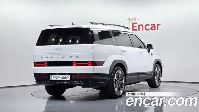 Hyundai Santafe 2024 — фото 2