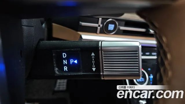 Hyundai Santafe 2024 — миниатюра 9