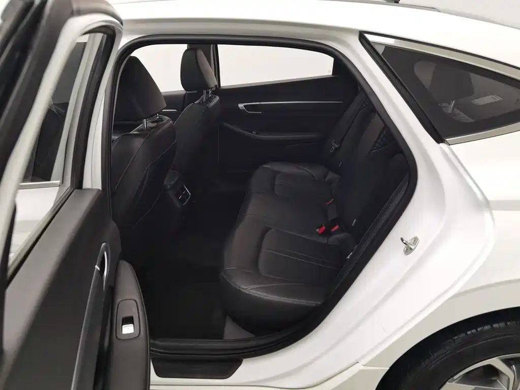 Hyundai Sonata 2021 — миниатюра 15