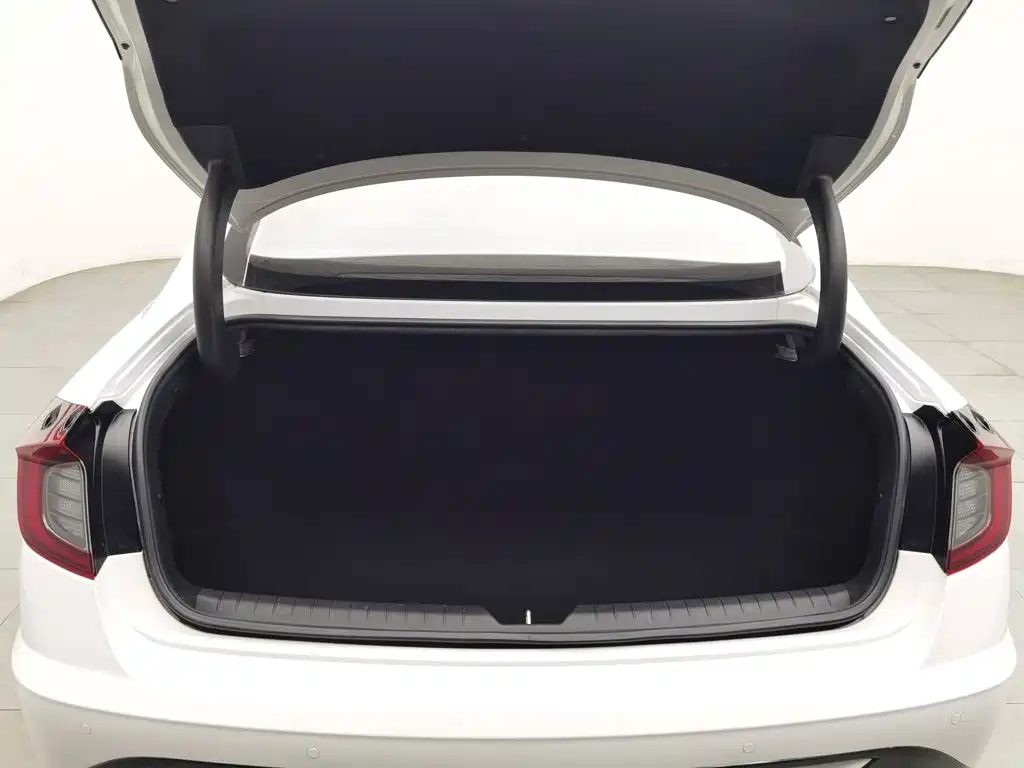 Hyundai Sonata 2021 — миниатюра 16