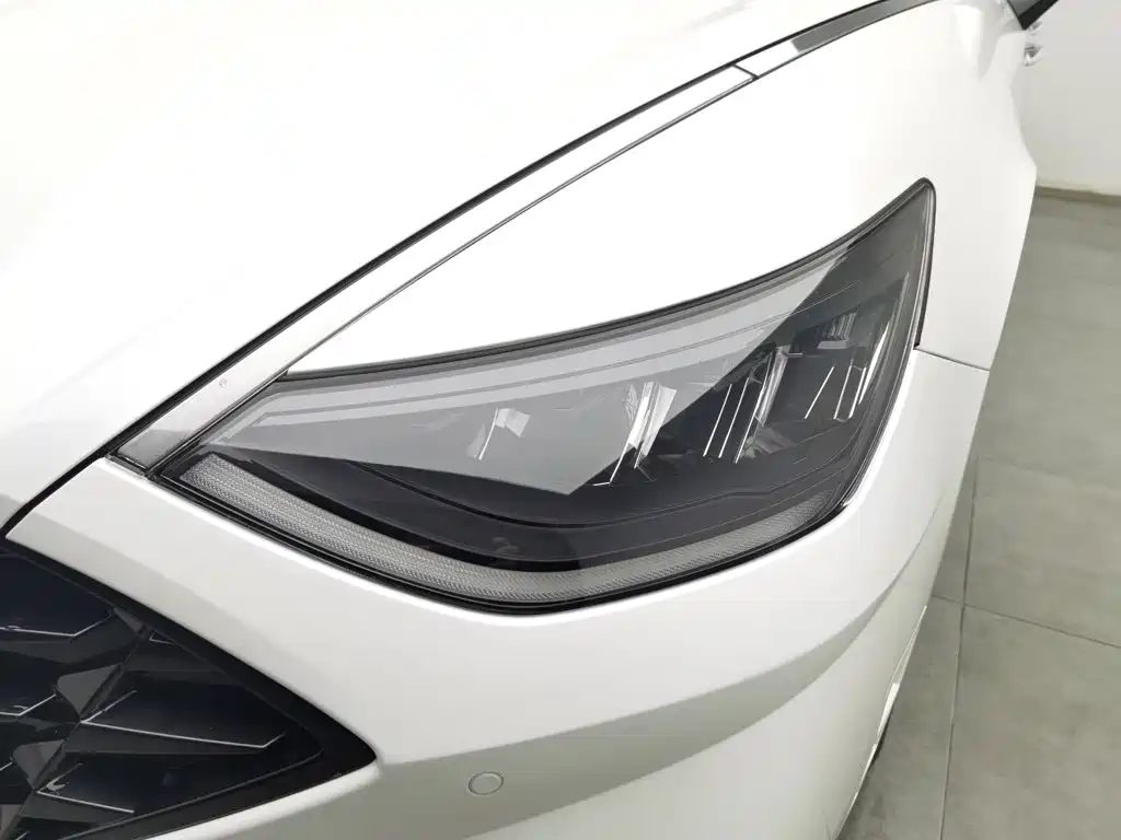 Hyundai Sonata 2021 — миниатюра 7
