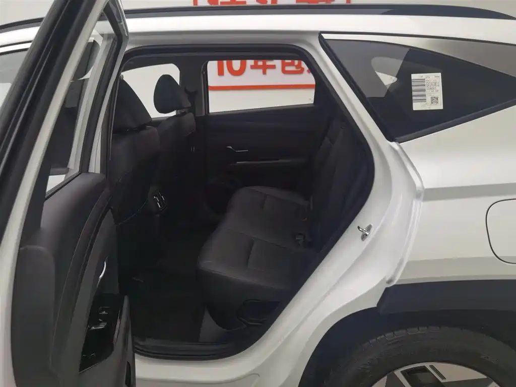 Hyundai Tucson 2025 — миниатюра 15