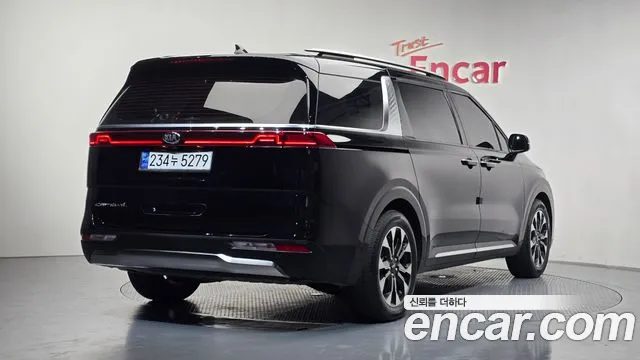 Kia Carnival 2021 — фото 2