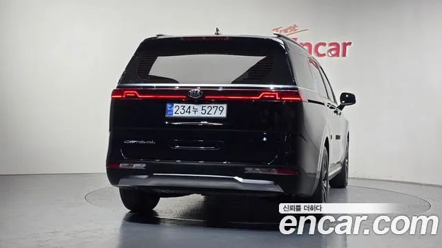 Kia Carnival 2021 — фото 4