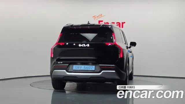 Kia EV9 2027 — фото 4