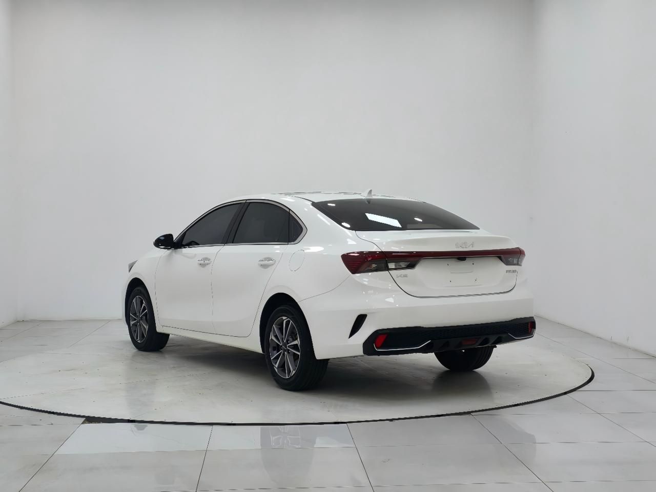 Kia K3 2023 — миниатюра 6