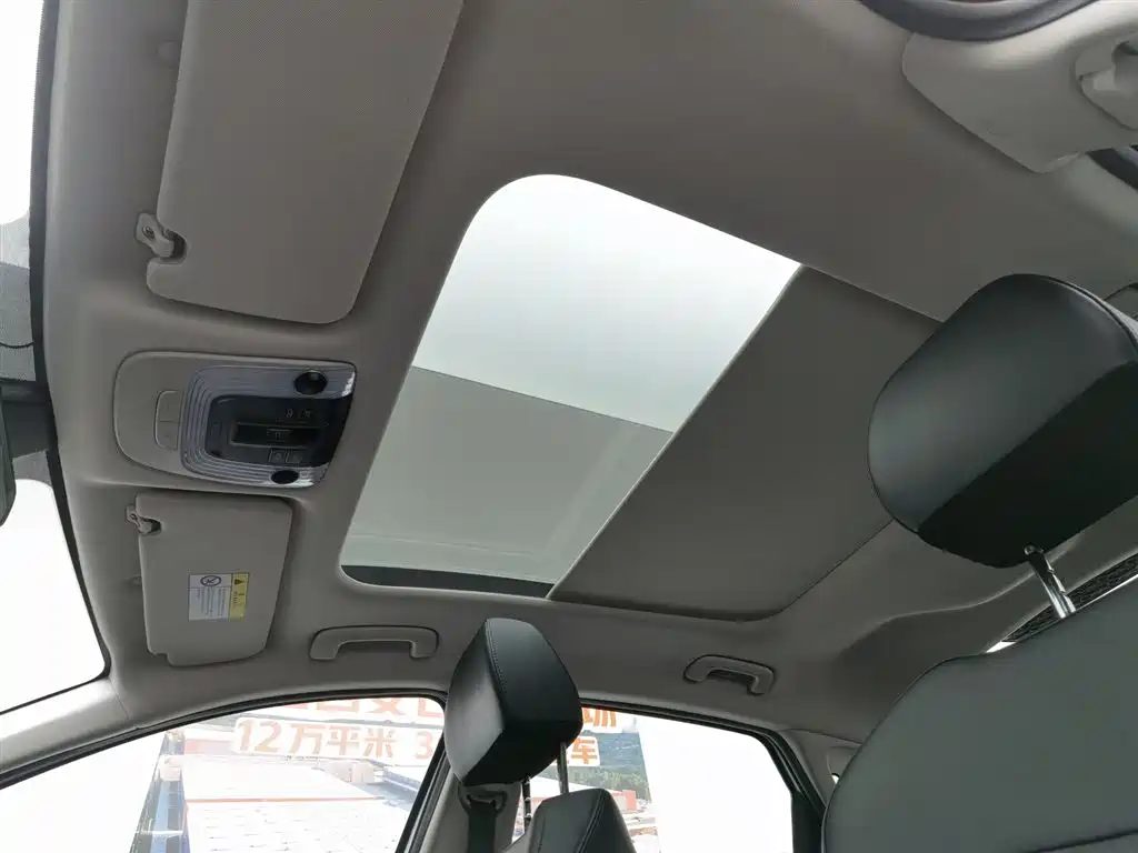 Kia K5 2022 — миниатюра 14