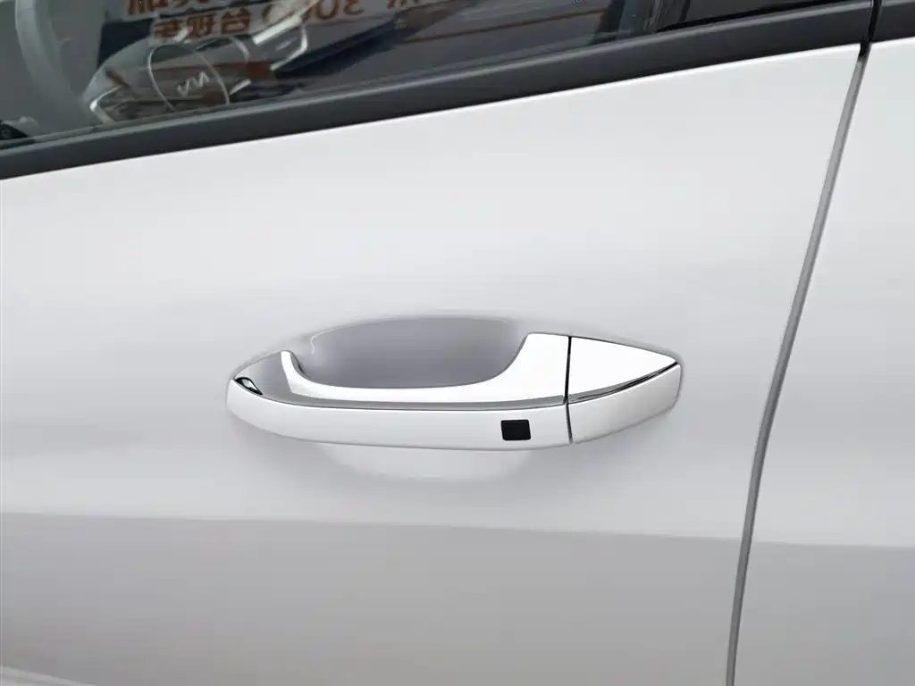 Kia K5 2022 — миниатюра 18